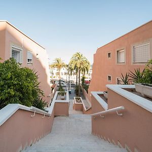 Expoholidays - Puerto Aguadulce (Av Carlos III 432 3ºI)